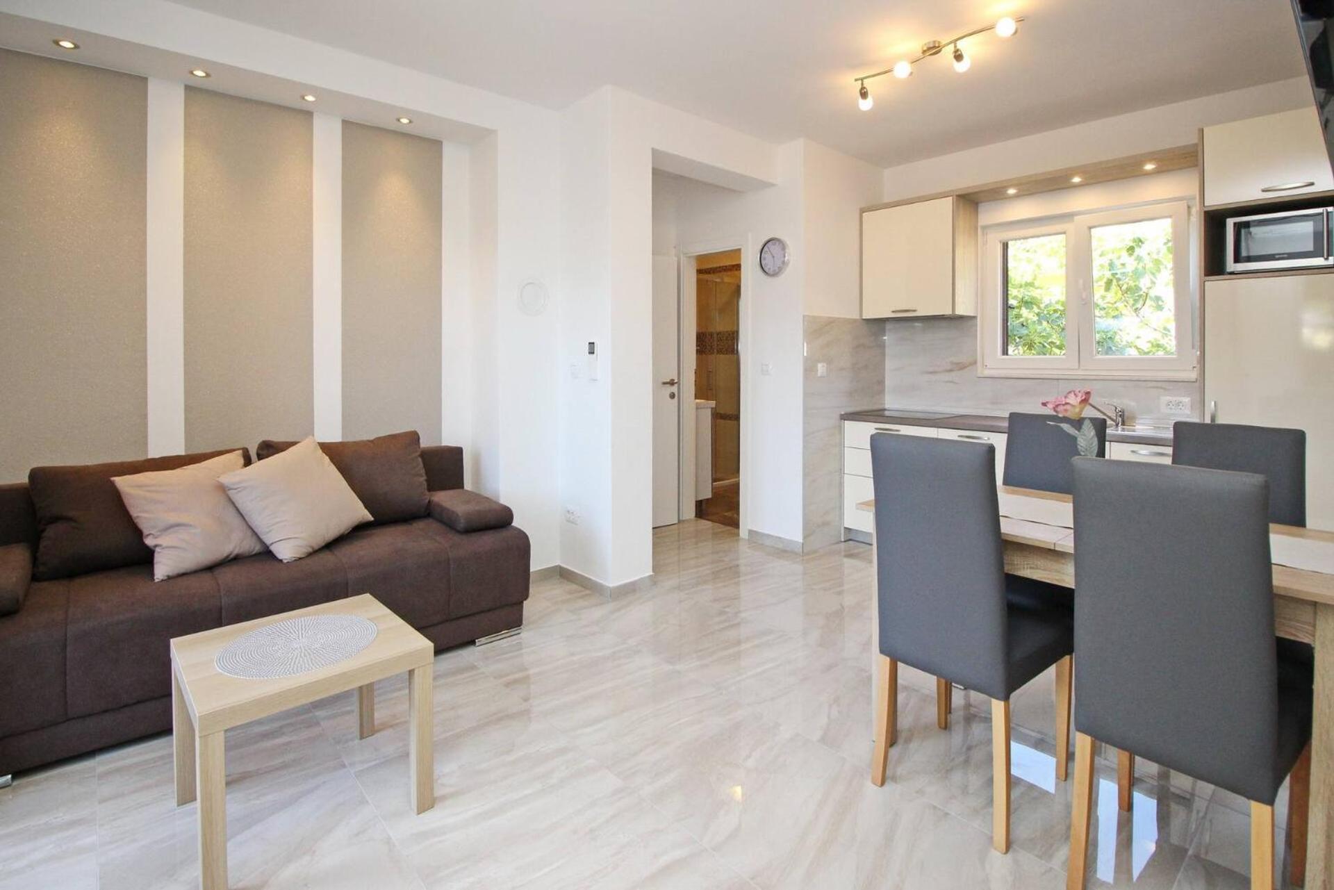 Sunshine Residence Baska Экстерьер фото